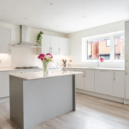 4 Bedroom House Ideal For Contractors & Families Hébergement de vacances *