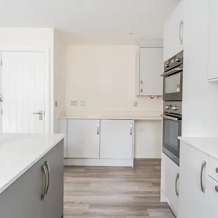 Holiday home 4 Bedroom House Ideal For Contractors & Families