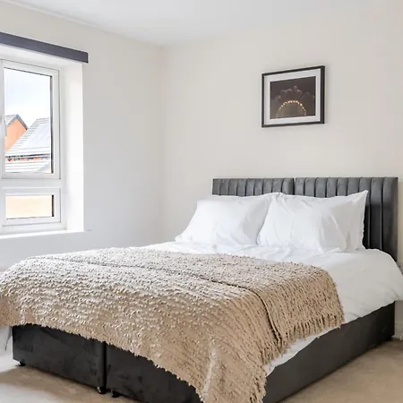 Holiday home 4 Bedroom House Ideal For Contractors & Families *